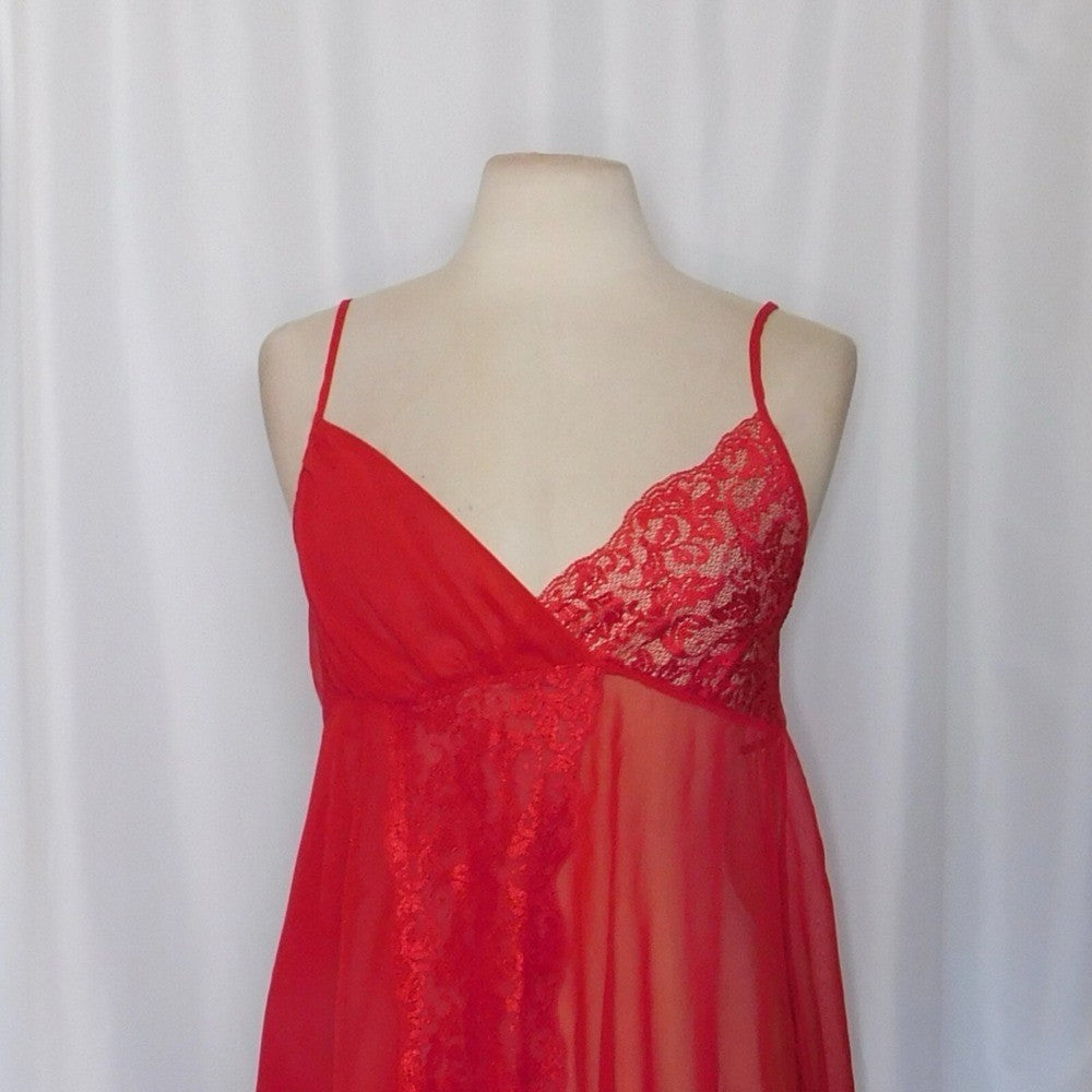 Vintage VICTORIA'S SECRET Gold Label Red Lace Chemise Gown Babydoll Medium