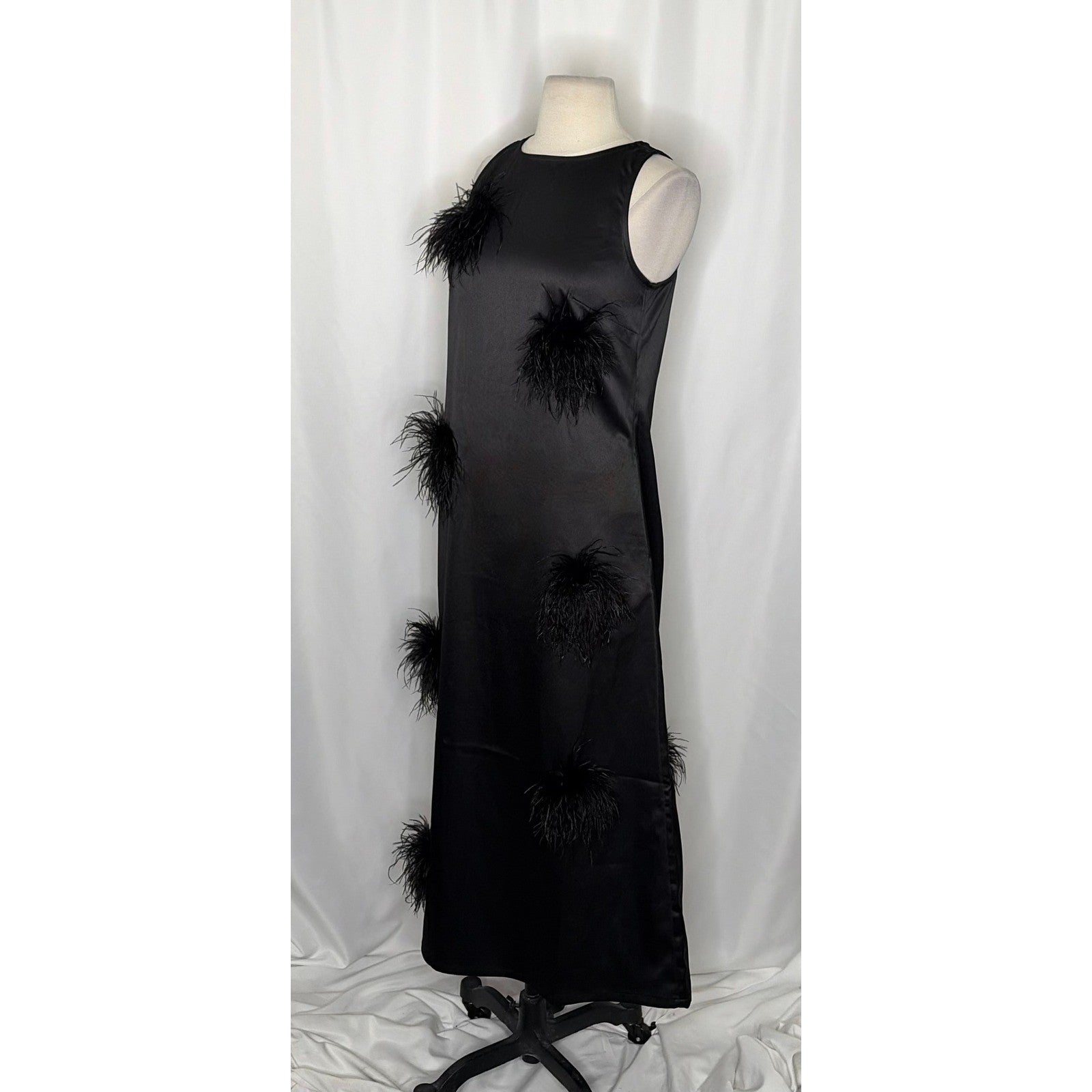 NWT!! FRANCES VALENTINE Feather Maxi Dress Solid Black Party Cocktails Small
