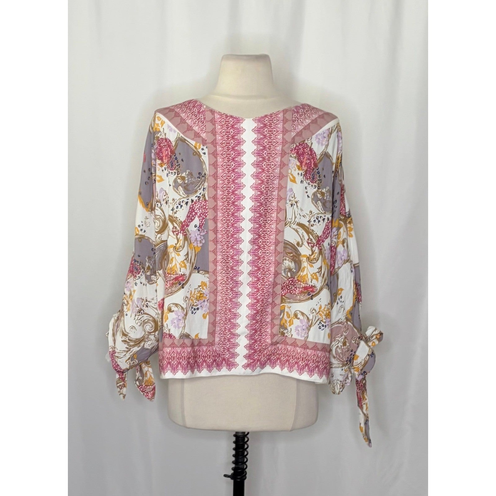 FREE PEOPLE Catch Me If You Can Top Blouse Boho Floral Tie Sleeves Pink Small