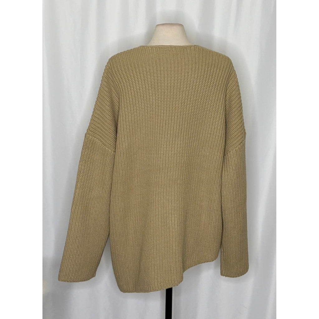 WEWOREWHAT Solid V Neck Sweater Solid Tan Oat Oversized Knitwear Medium Large
