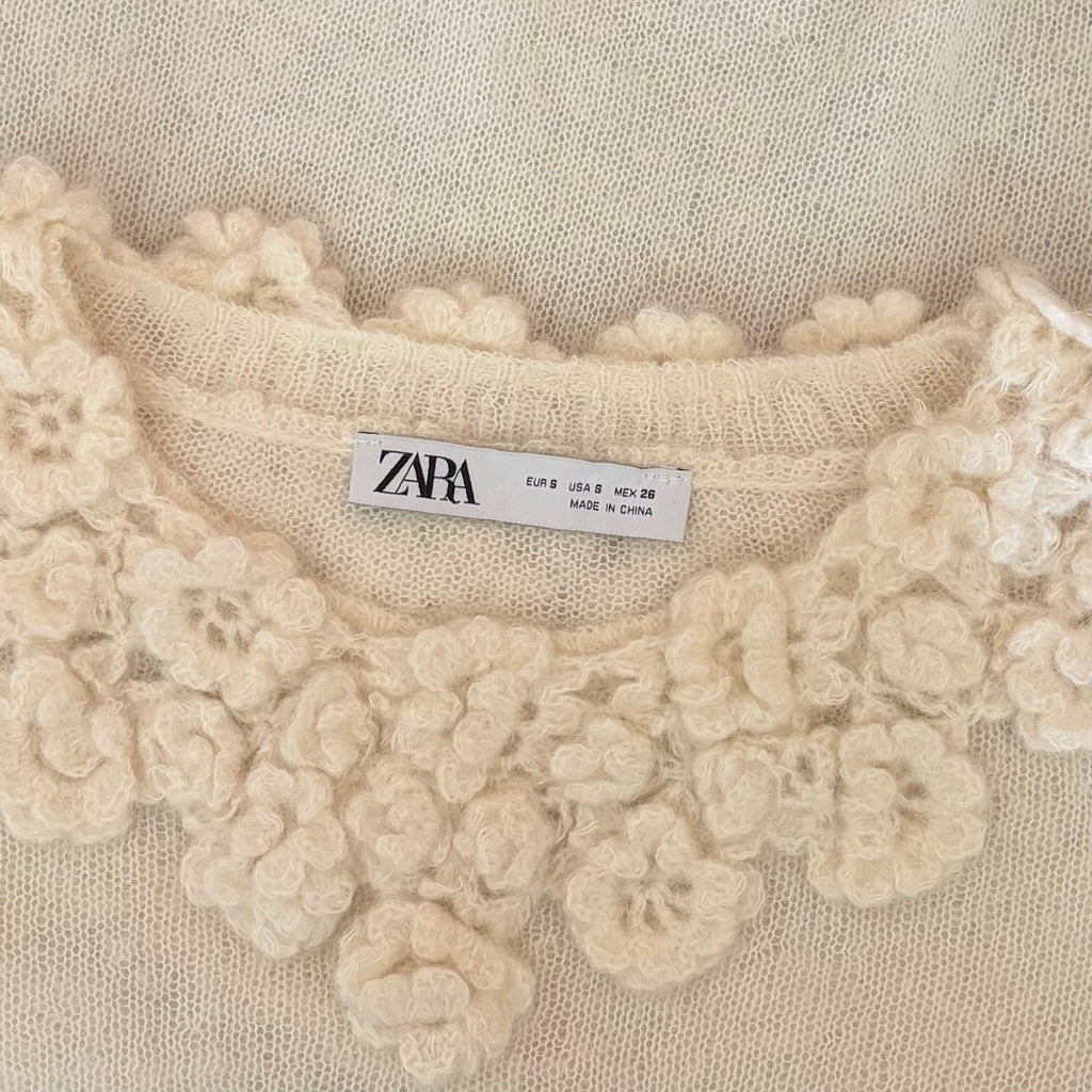 ZARA Alpaca Wool Ecru Crochet Flower Appliqué Sweater Blogger Favorite Small