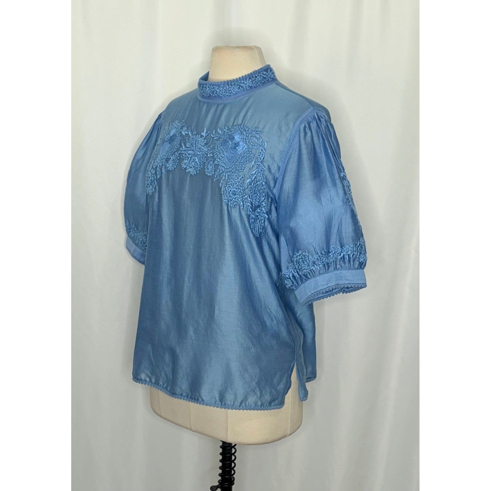 Anthropologie PAYAL JAIN Embroidered Carrington Floral Blouse Top Silk Medium
