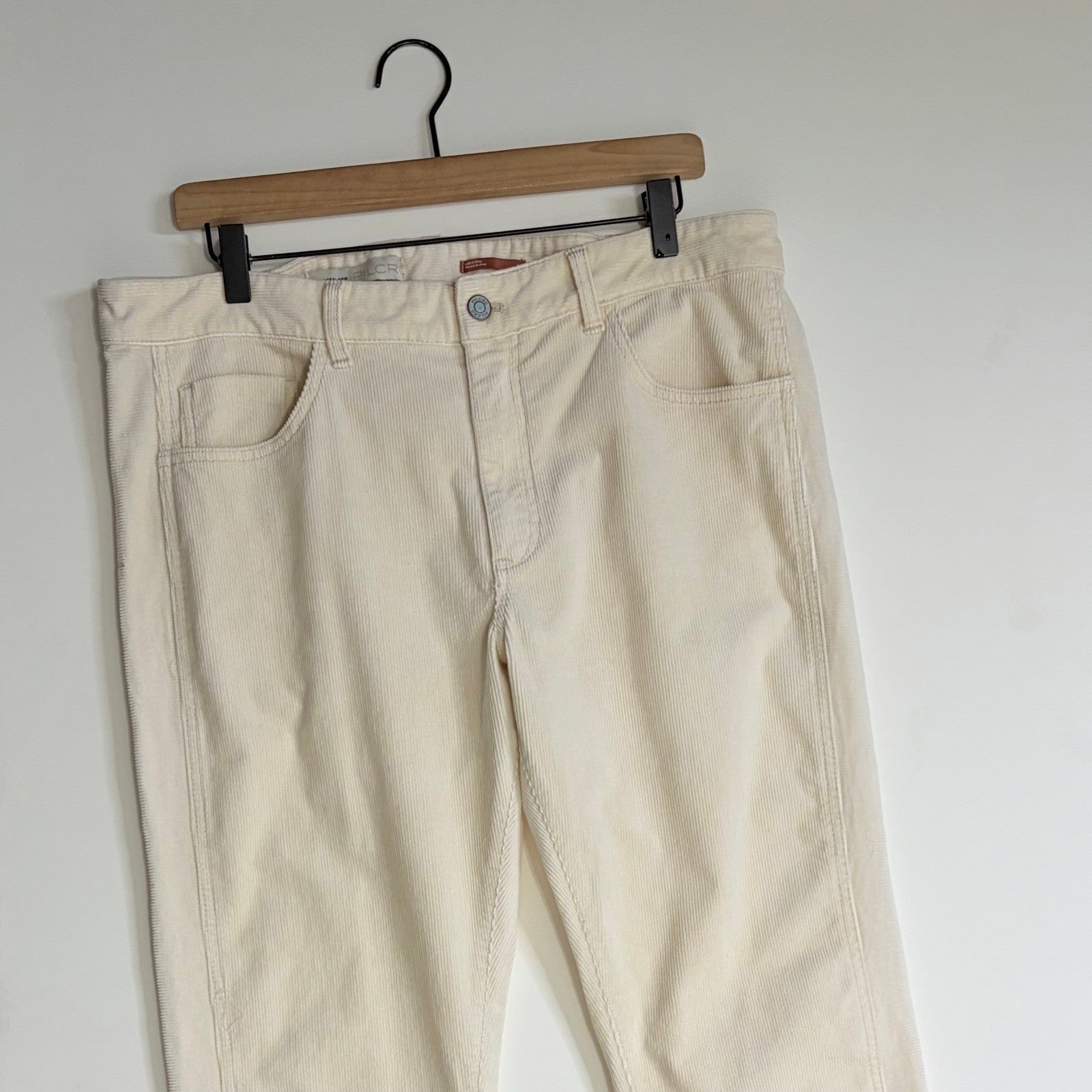 NEW!! Anthropologie PILCRO High Rise Slim Boyfriend Corduroy Pants Ivory Size 32