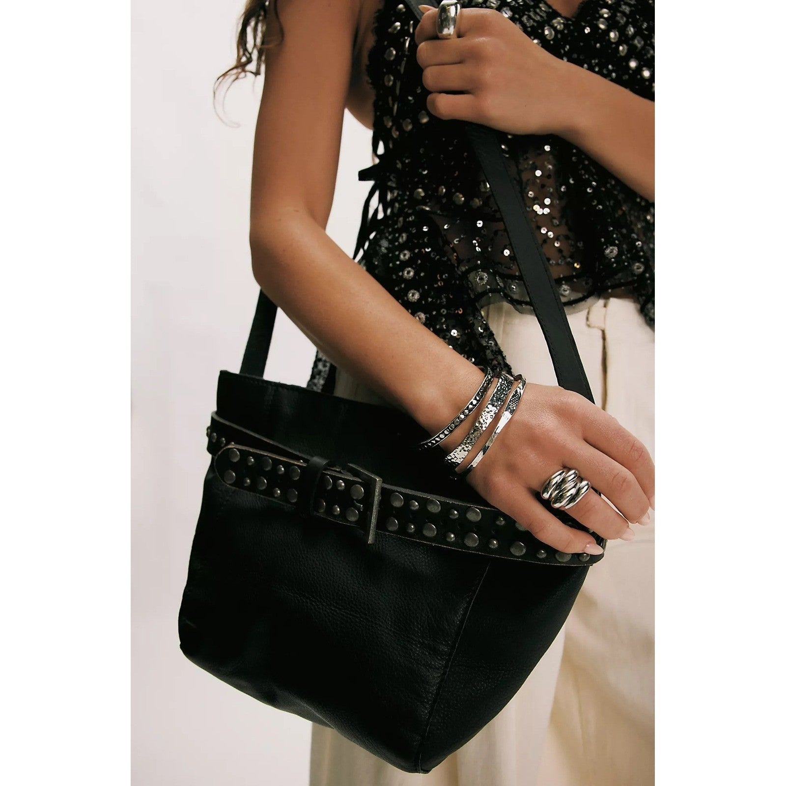 NWT!! FREE PEOPLE Black Leather Embellished Belt Bucket Bag Studded Studs Solid