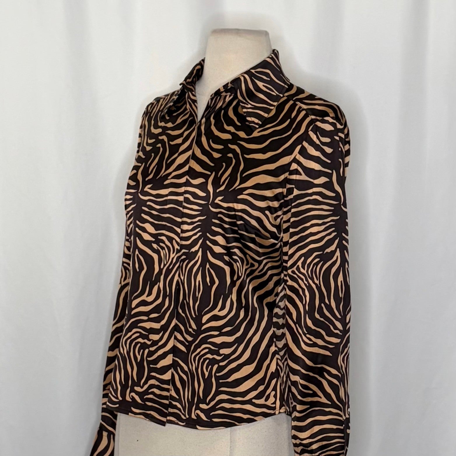 ETCETERA Stretch Silk Buttondown Shirt Blouse Animal Print Brown Tan Size 2
