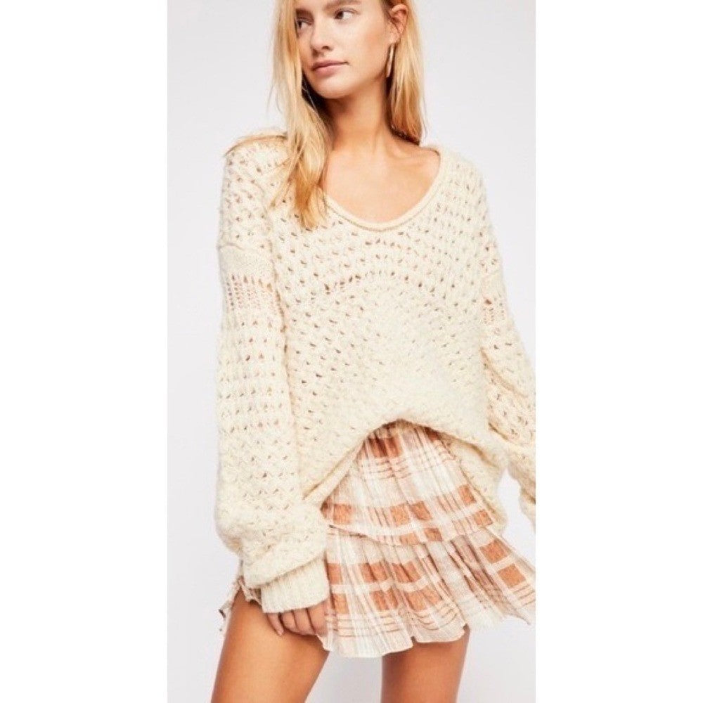 FREE PEOPLE Crashing Waves Scoop Neck Sweater Solid Cream Pullover Knit Small