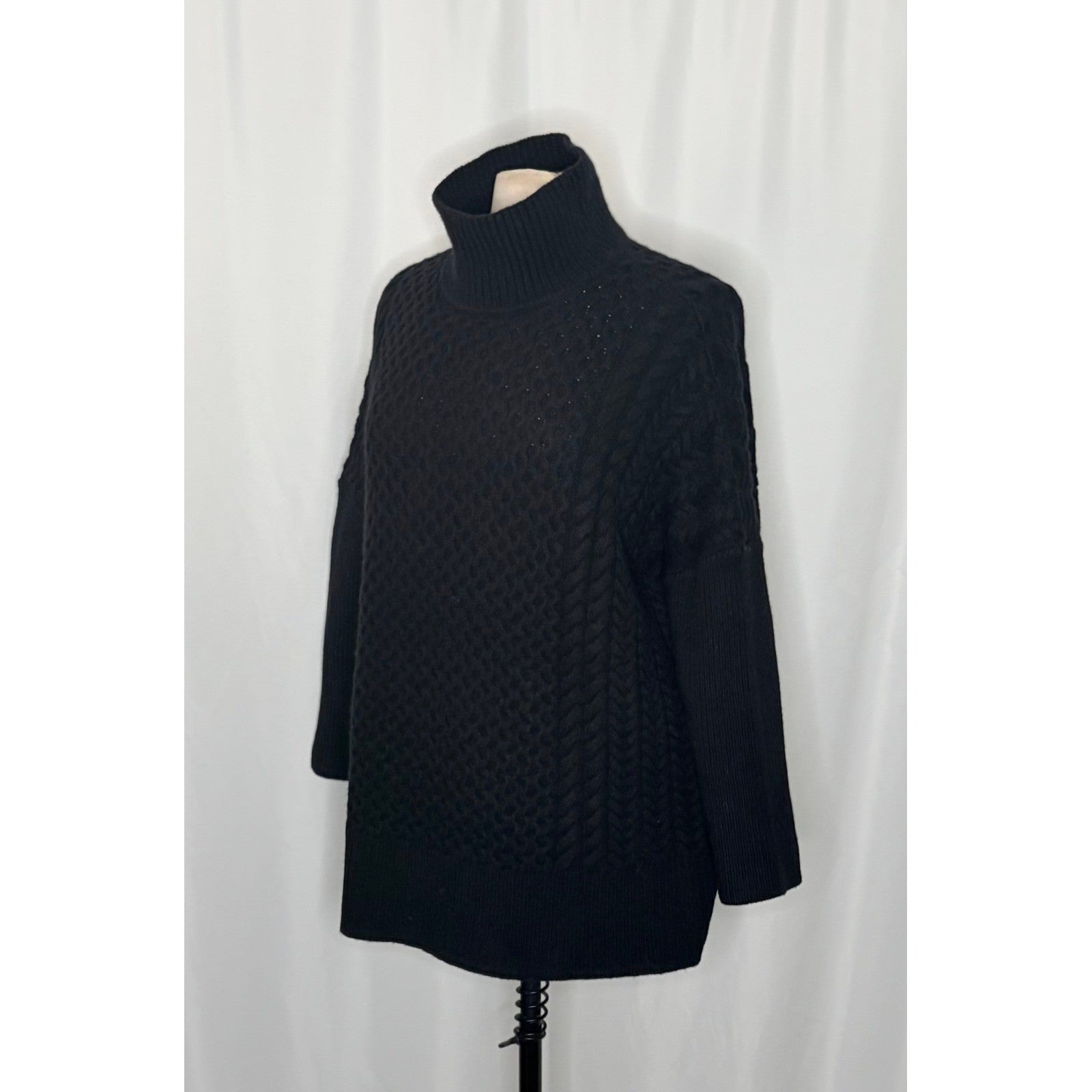 AYR Le Square Extra Fine Merino Wool Chunky Knit Sweater Black Pullover Small
