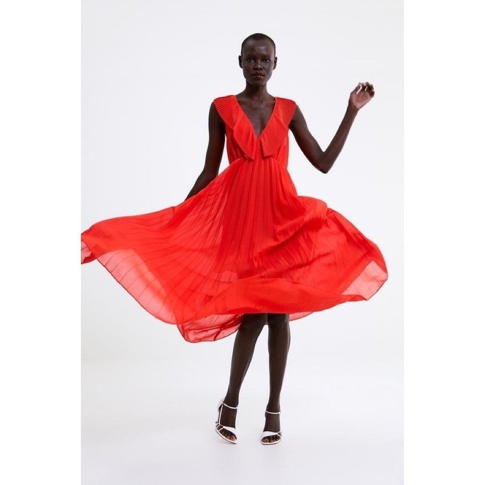 ZARA Pleated Ruffled Red Maxi Dress Plunge V Neckline Valentine 2731/060 Medium