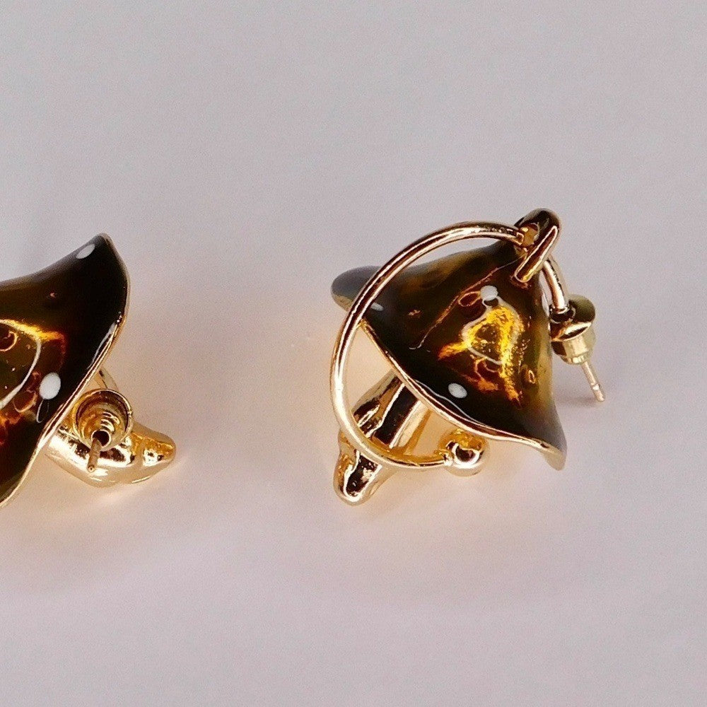 NEW! Dotted Mushroom Gold Metallic Earrings Mushrooms Dangle Dangling Toadstools