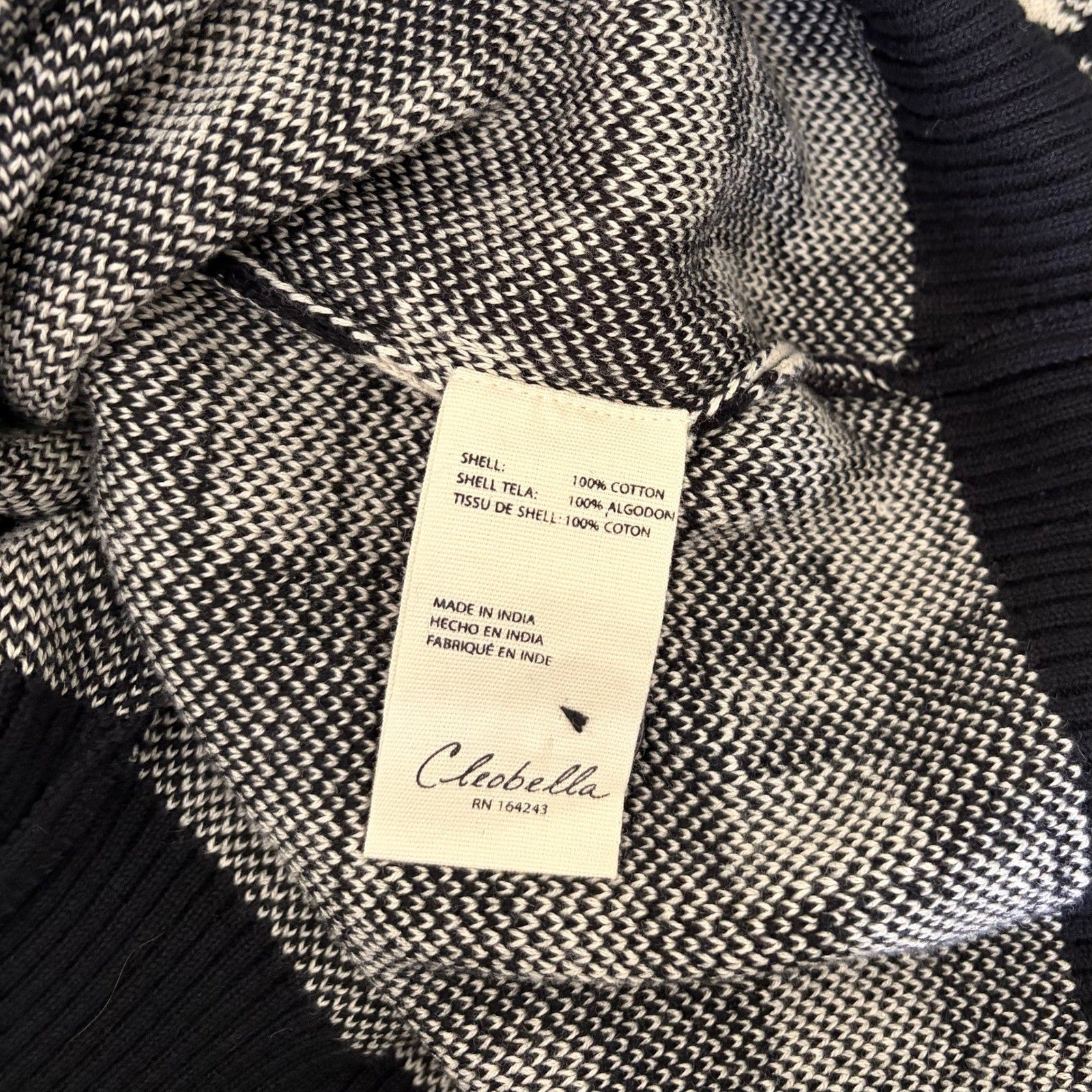 NWT!! CLEOBELLA Marybeth Biarritz Cardigan Sweater Black Ivory Cropped Large