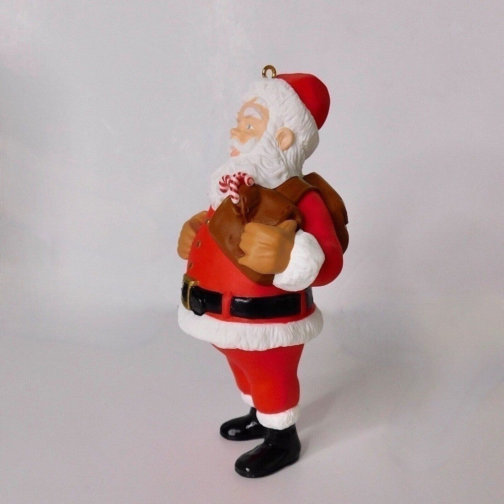 HALLMARK 1996 Vintage Keepsake Ornament Collector's Club Christmas Santa Member