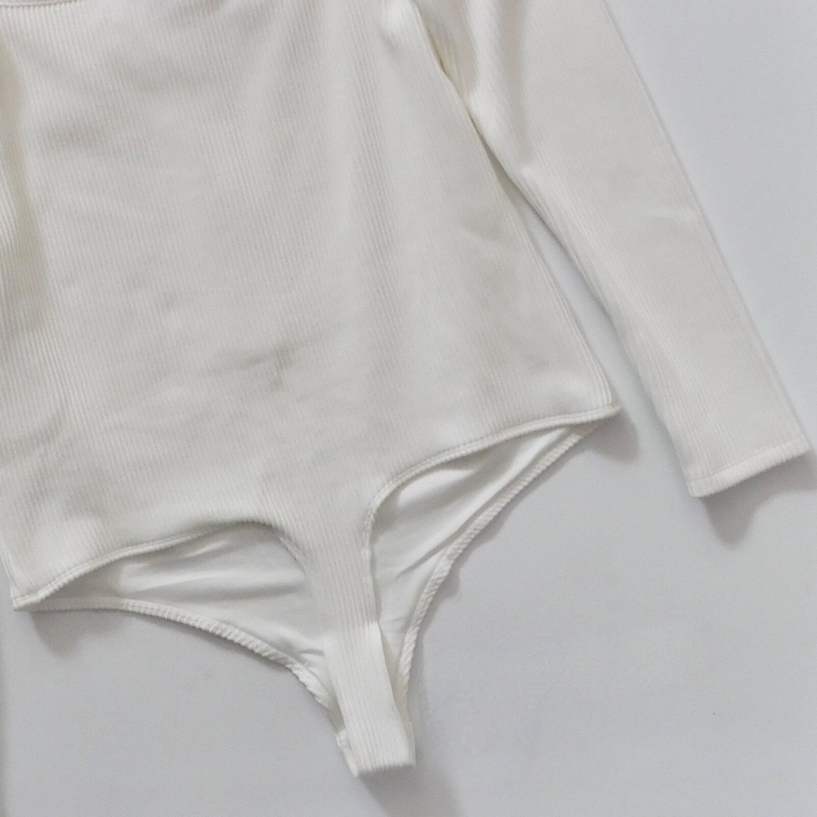 NWT!! GOOD AMERICAN Half Zip Off Shoulder White Ribbed Thong Bodysuit 4 X-Large