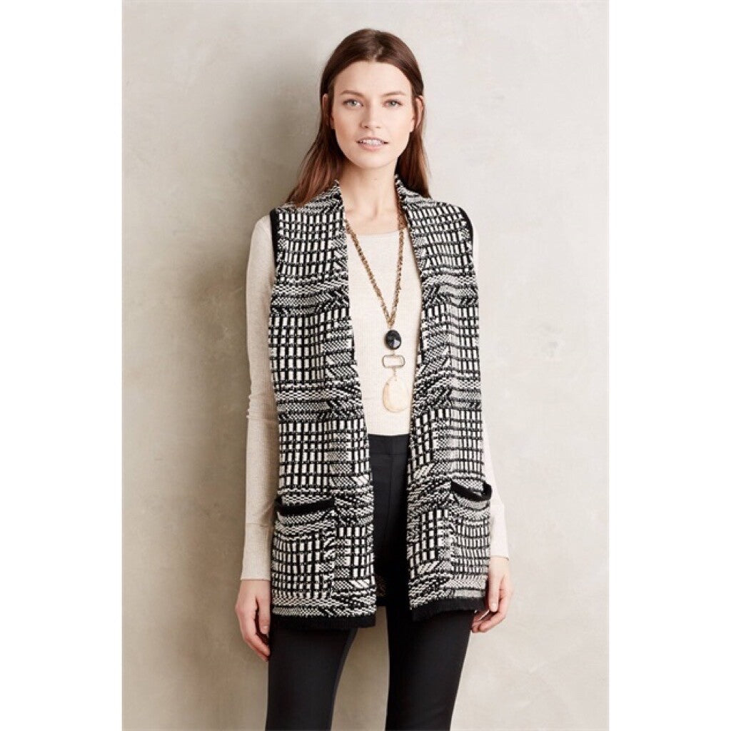 Anthropologie ANGEL OF THE NORTH Roenne Black & White Sweater Vest ~ Small
