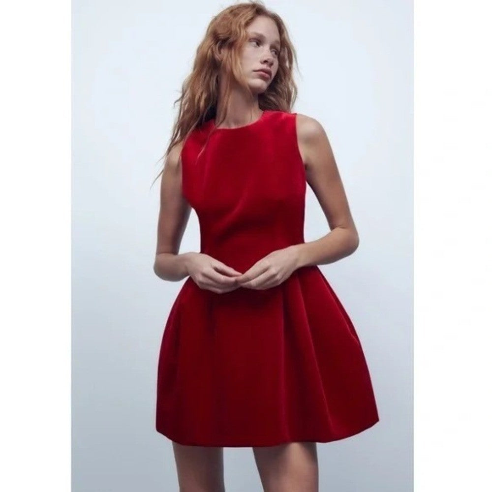 NWT! ZARA Voluminous Red Velvet Dress Valentine Date Party Mini Structured Large