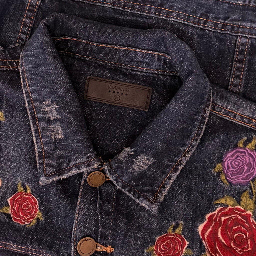 BLANK NYC Floral Embroidered Denim Jean Jacket Distressed Pockets Buttons Medium