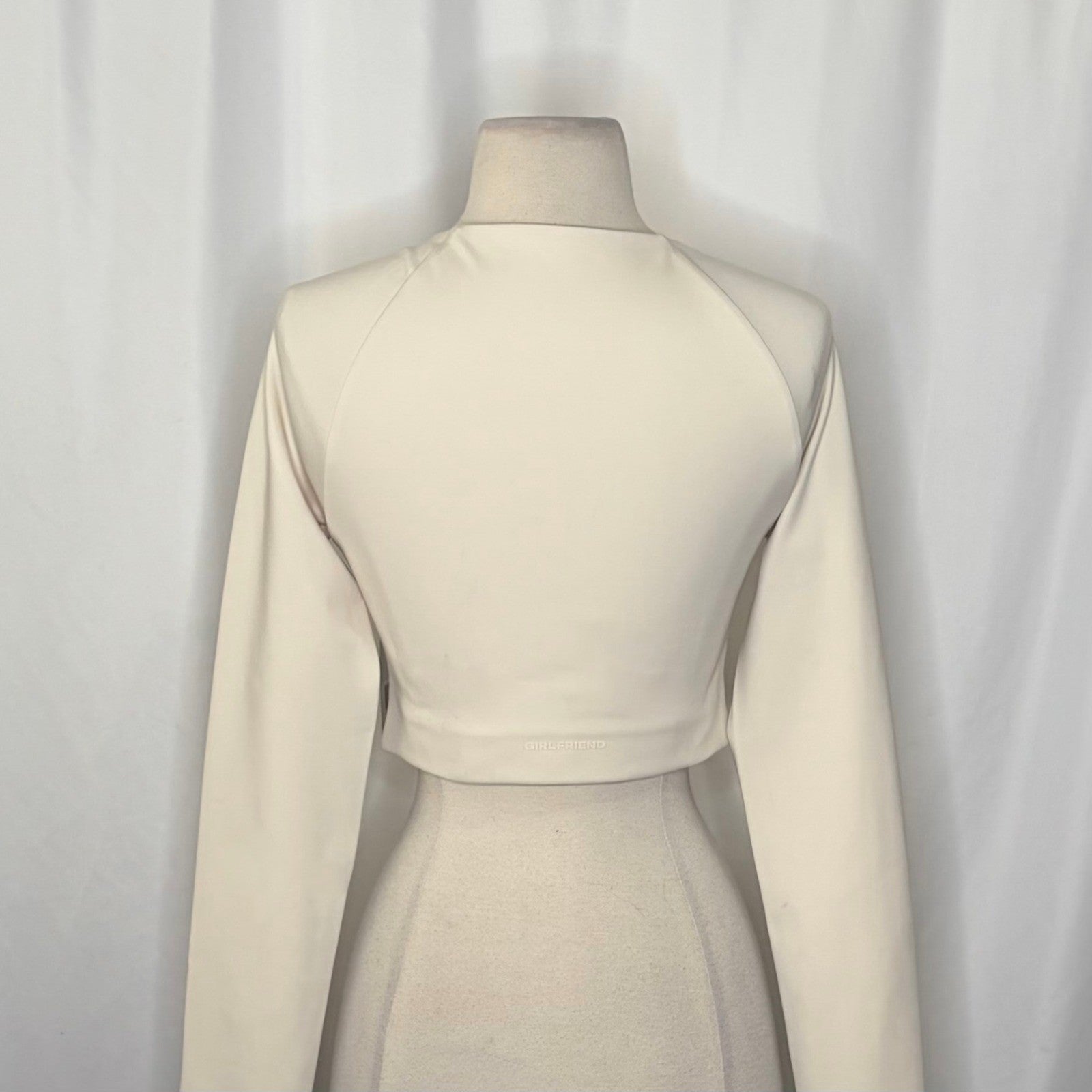 NWT!! GIRLFRIEND COLLECTIVE Kinsley Ivory Long Sleeve Cropped Top Medium