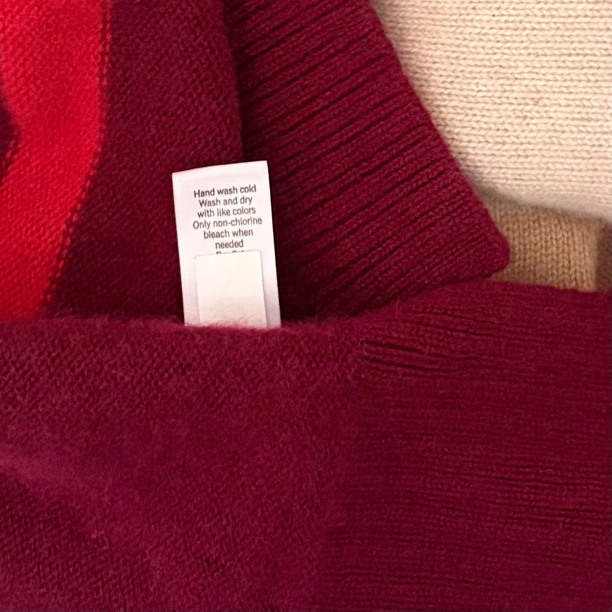 ATHLETA Cashmere Lodge Striped Sweater Pullover Chianti Multi Stripes Small
