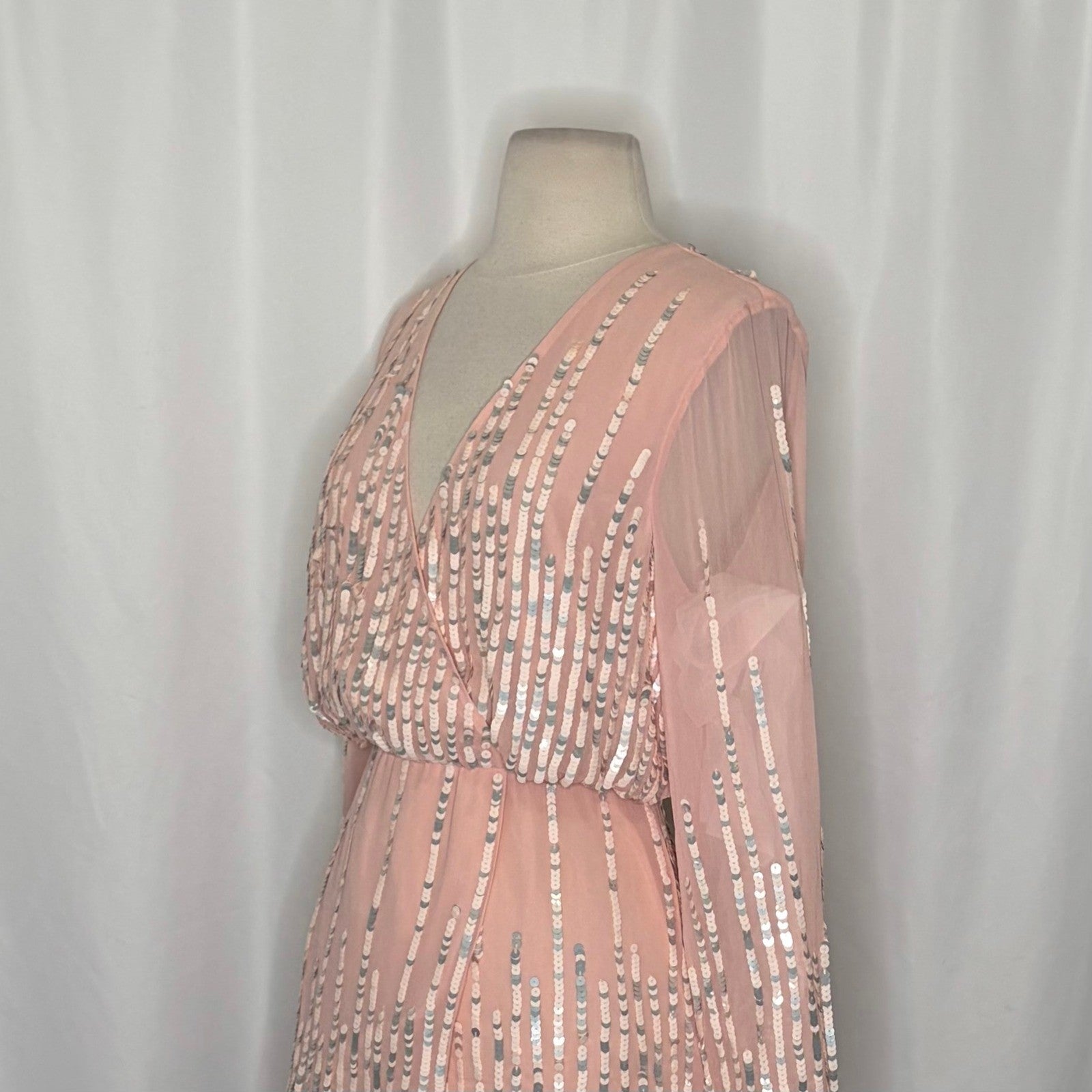 NWT!! LOVERS + FRIENDS Poppy Blush Pink Sequin Long Sleeve Mini Dress Medium