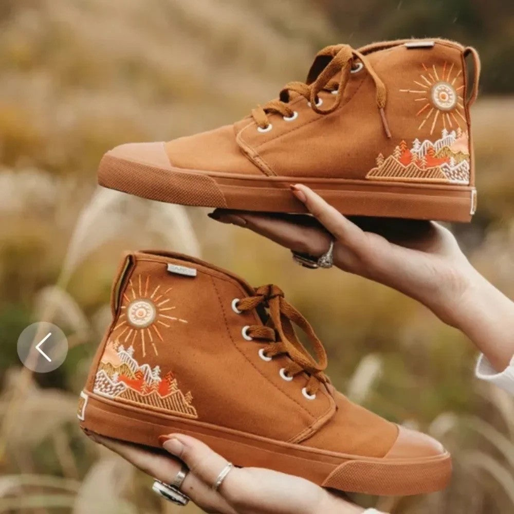 NWT!! BANGS Sunrise Mountain Embroidered High Top Shoes Men's 6 Women's 7.5