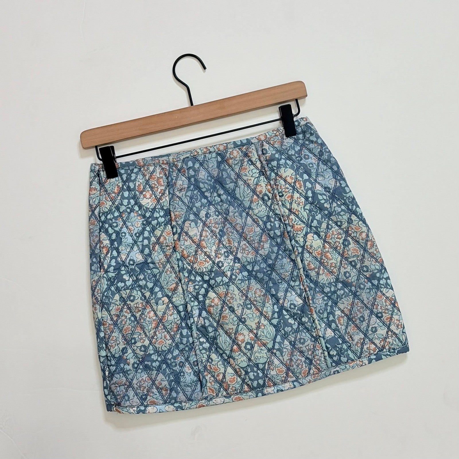 FREE PEOPLE Darla Quilted Mini Skirt Pockets Smoky Combo Tapestry Blue Size 2