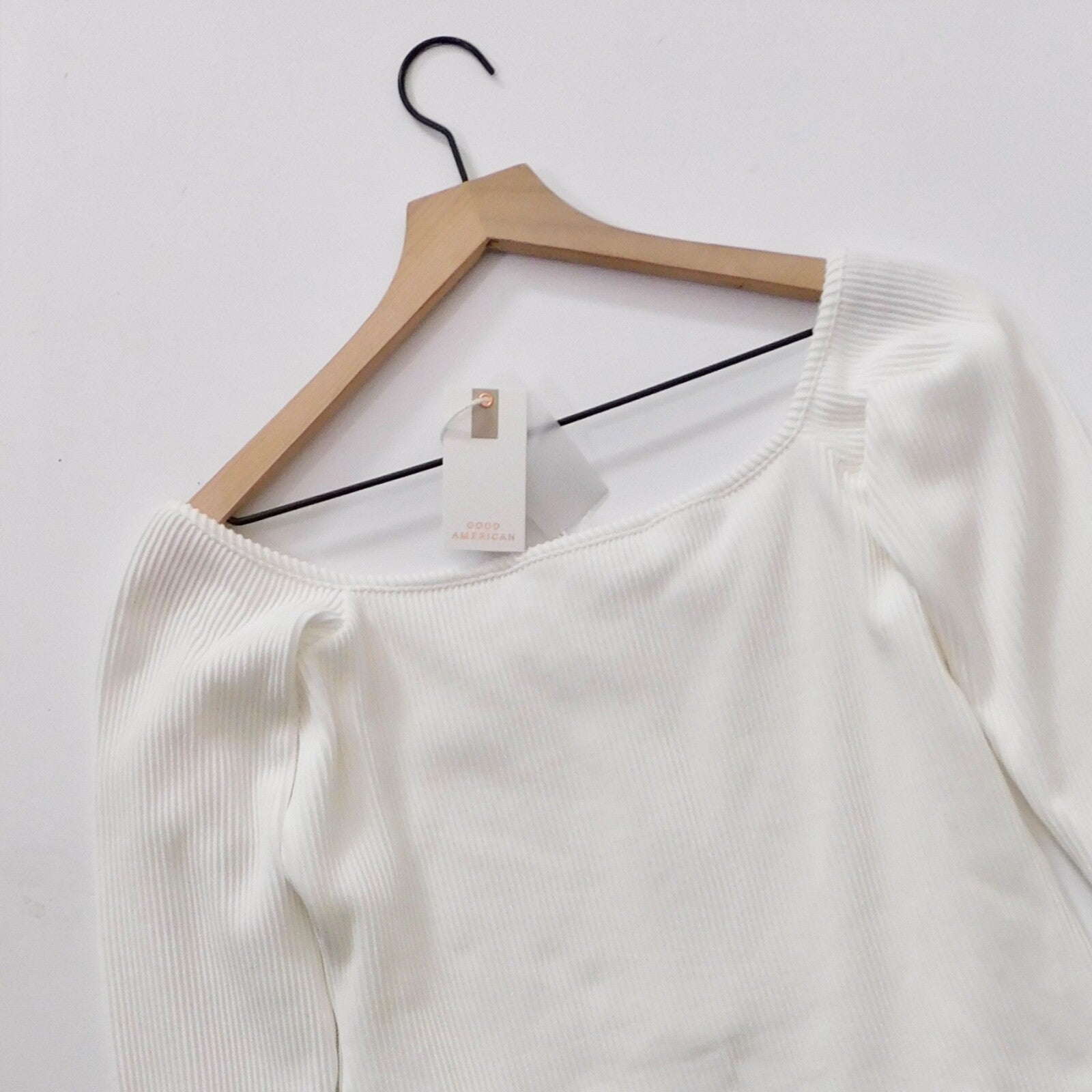NWT!! GOOD AMERICAN Half Zip Off Shoulder White Ribbed Thong Bodysuit 4 X-Large