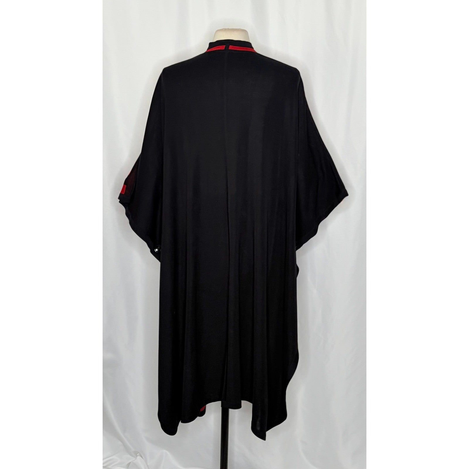 MISOOK Poncho Cape Sweater Red Black Knitwear Button Sides Geometric X-Large