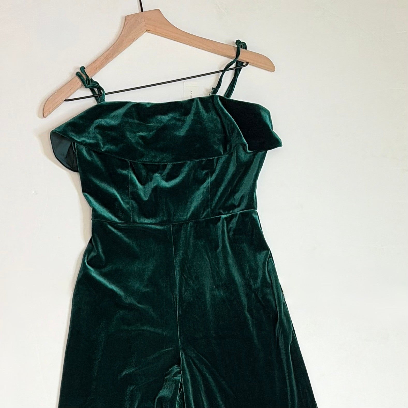 NWT!! Anthropologie COREY LYNN CALTER Green Velvet Wide Leg Jumpsuit X-Small