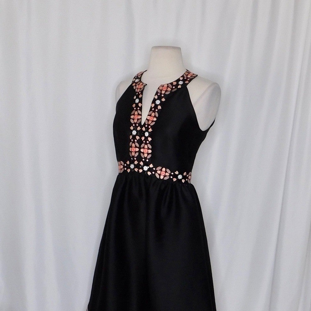 KATE SPADE Black Mosaic Embellished Embroidered Midi Dress Fit N' Flare Size 0