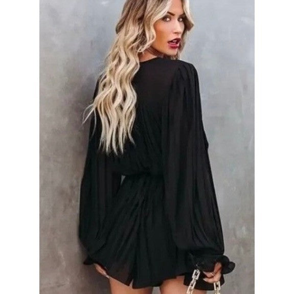 NWT!! ENDLESS ROSE Black Pleated Romper Playsuit Solid Black Flirty Large