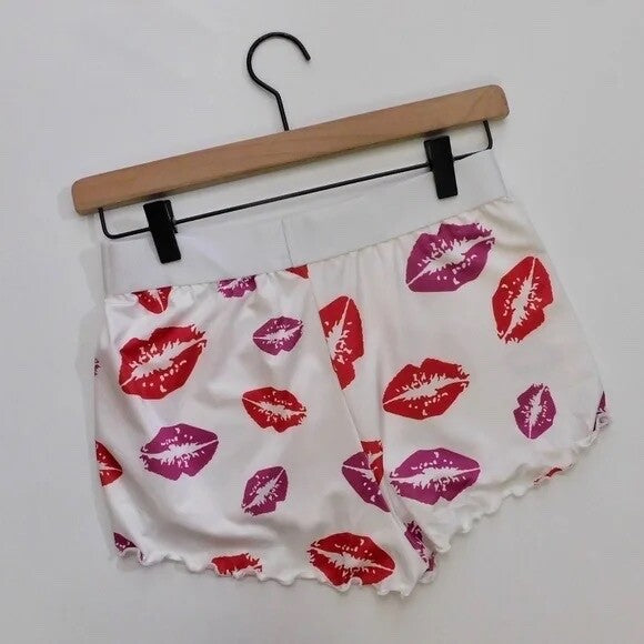 NEW!! HOT LIPS Lipstick Kiss Cropped Loungewear Two Piece Set Top Shorts Small