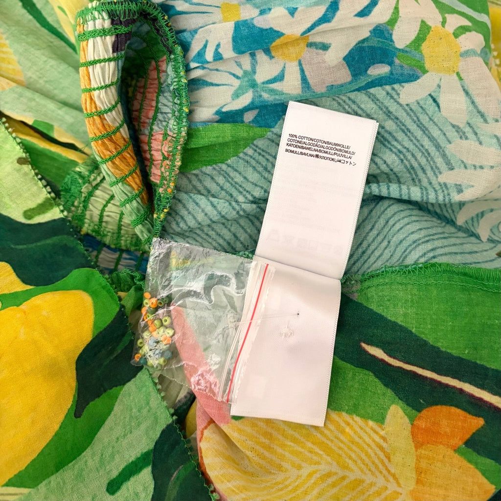 NEW!! FARM RIO Vintage Toucans Smocked Peplum Top Blouse Tropical Small