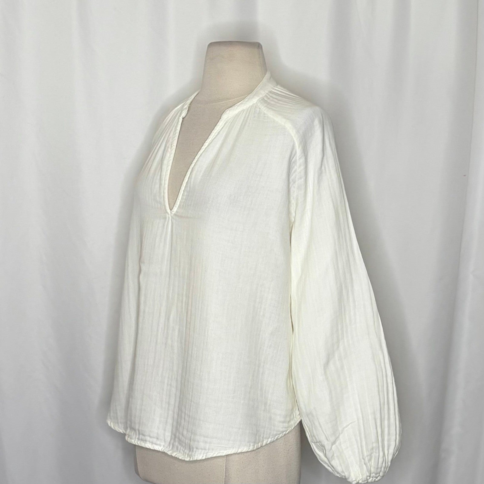 CP SHADES Swingy Gauze Off White Top Blouse Coastal Raglan Gauzy Solid X-Small