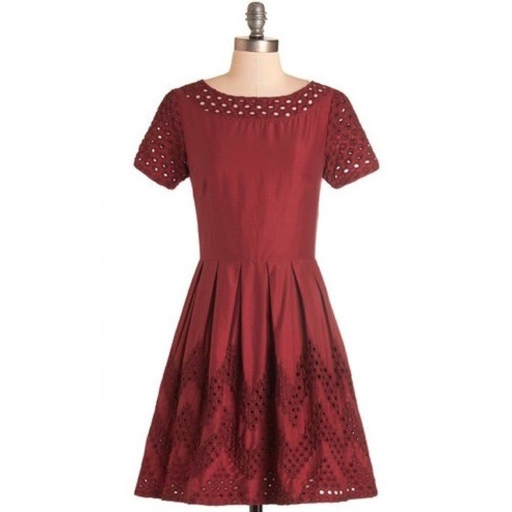 DEAR CREATURES Piper Berry Embroidered Dress Dark Red Embroidered X-Small