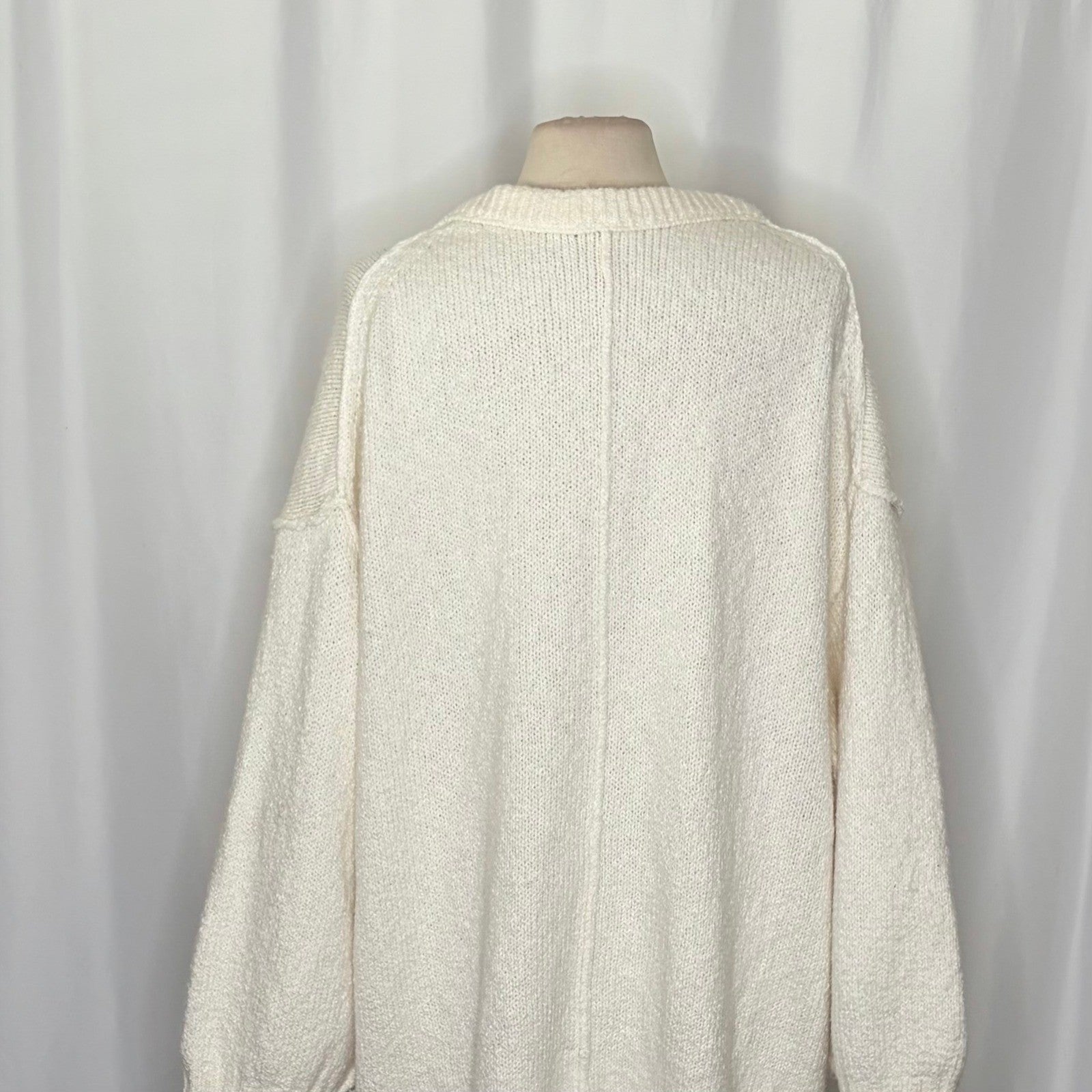 FREE PEOPLE Brookside Tunic Sweater Ivory Slouchy Solid Knitwear Scoop Large