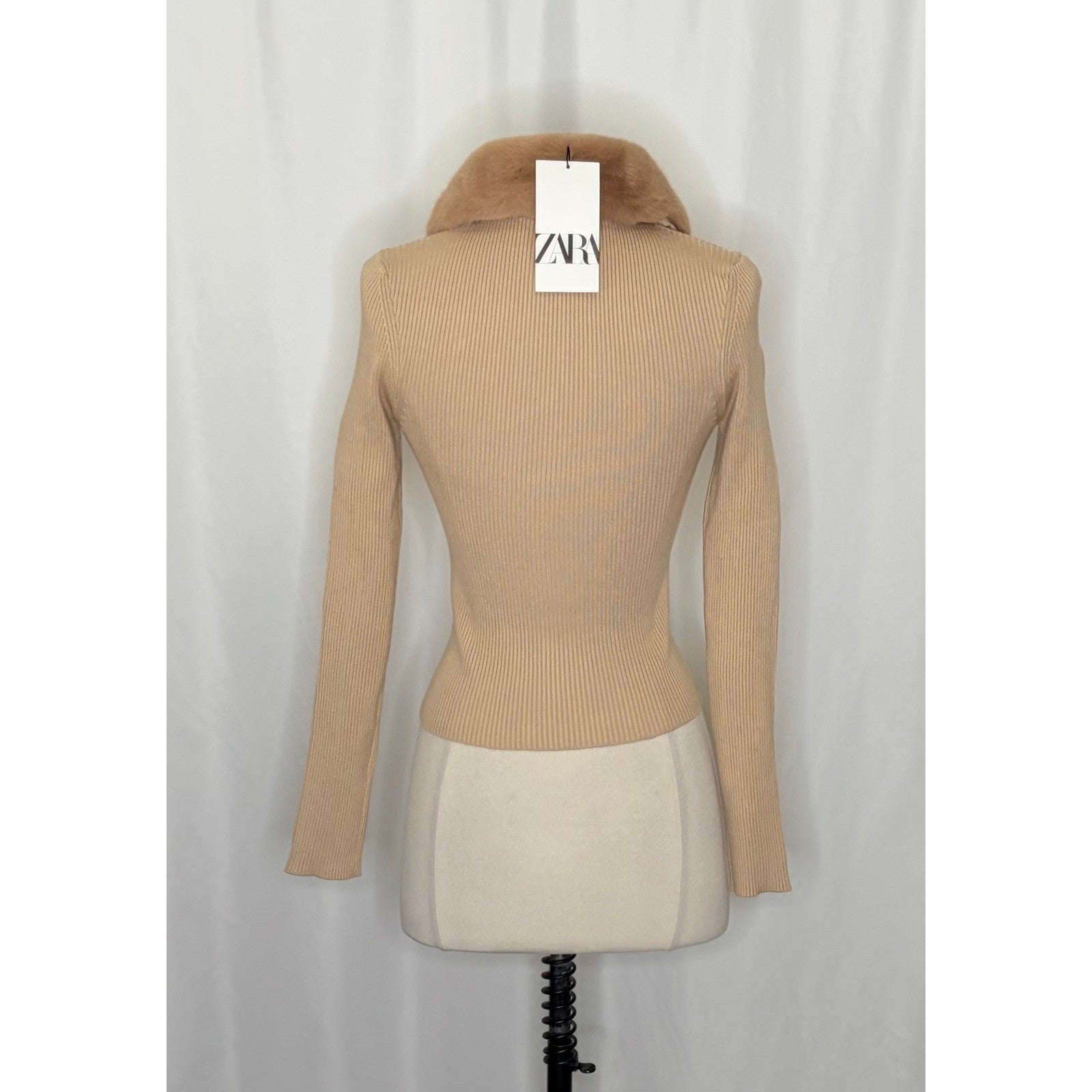 NWT!! ZARA Faux Fur Lapel Knit Sweater Tan Light Brown Zipper Pullover Small