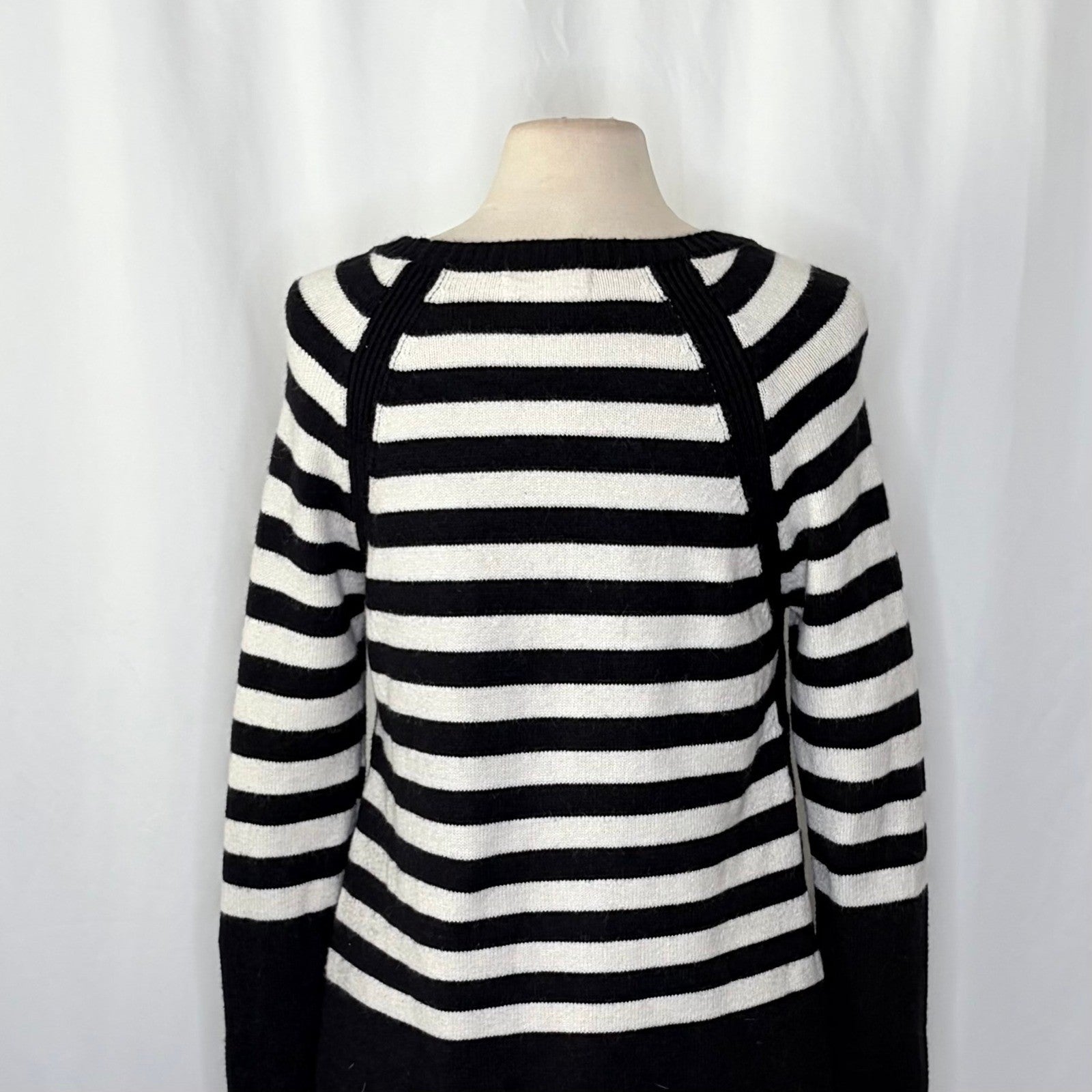 ANTHROPOLOGIE Rebekah Sweater Black White Stripe Tunic Pullover Knitwear Medium