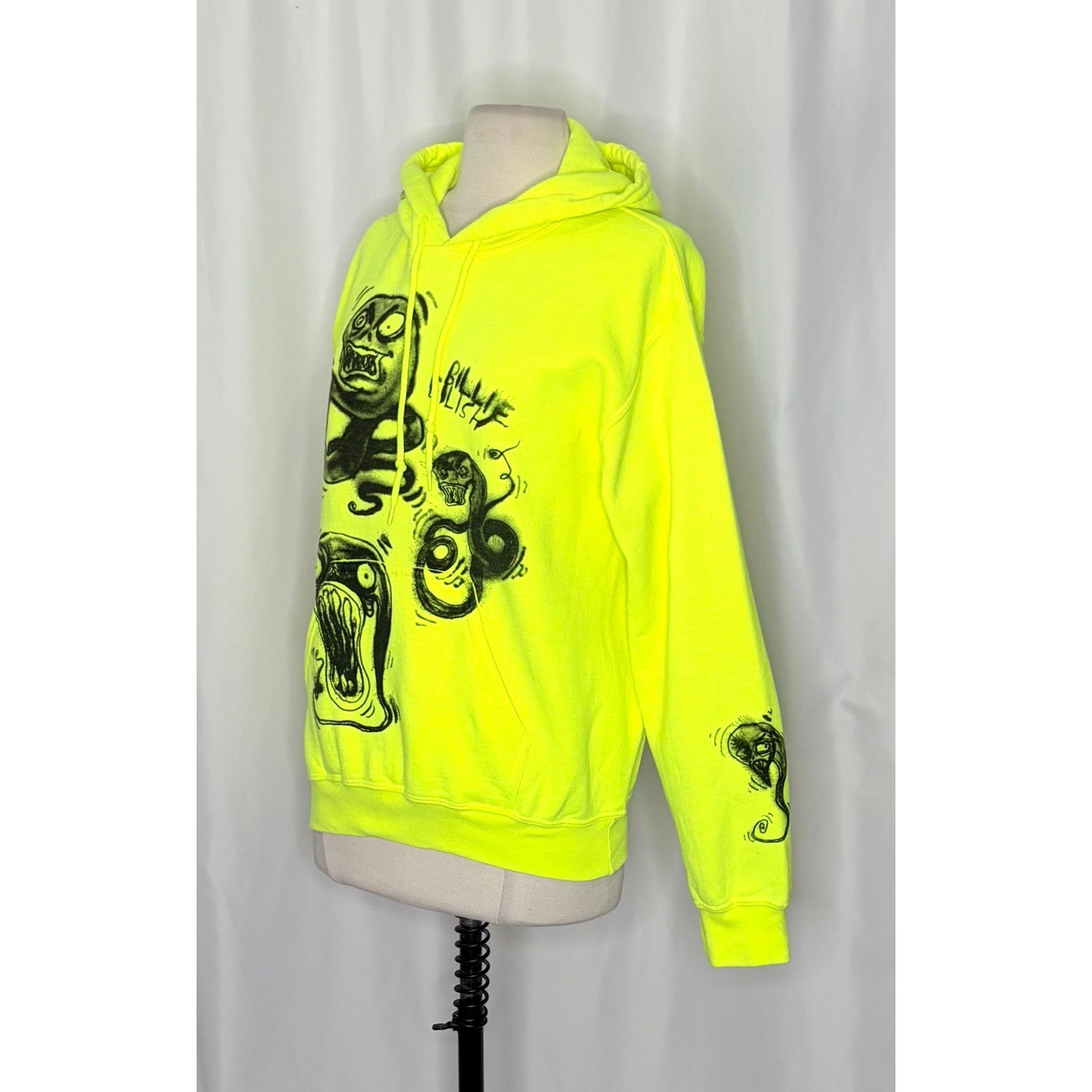 BILLIE EILISH Graffiti Ghouls 2019 World Tour Hoodie Monster Neon Yellow Small