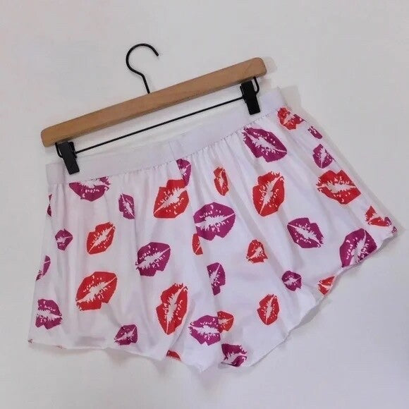 NEW!! HOT LIPS Lipstick Kiss Cropped Loungewear Two Piece Set Top Shorts Large