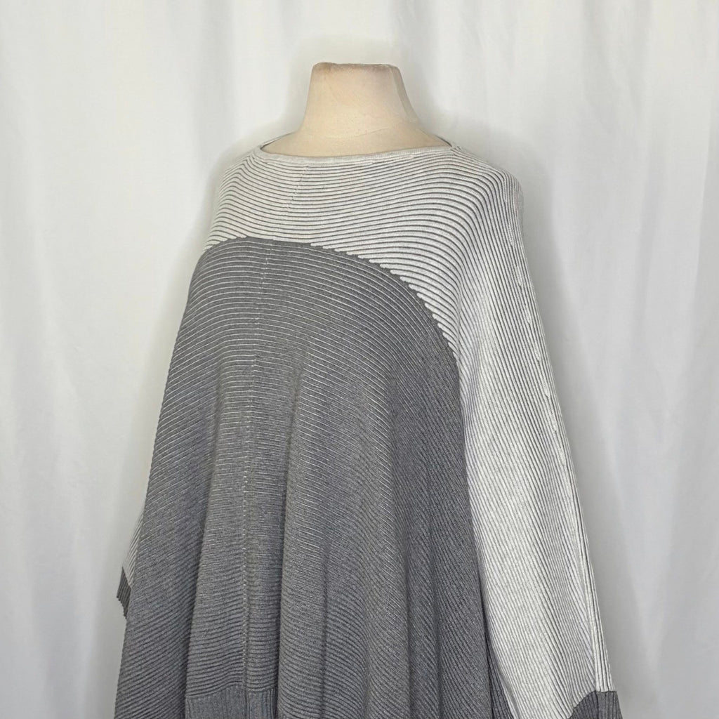 LULULEMON It All Lines Up Poncho Heathered Core Ultra Light Grey Medium Grey O/S