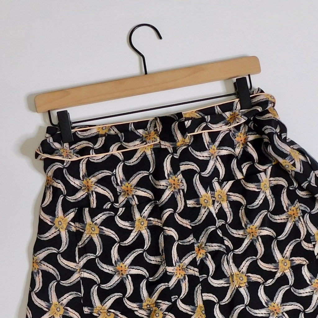 SCOTCH & SODA Maison Scotch Black Starfish Sun Ray Printed Belted Shorts Large