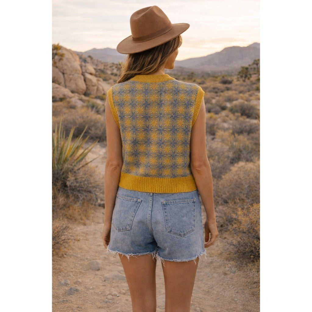 ZARA Chunky Wool Sweater Vest Plaid Star Pattern Yellow Gray Academia Small