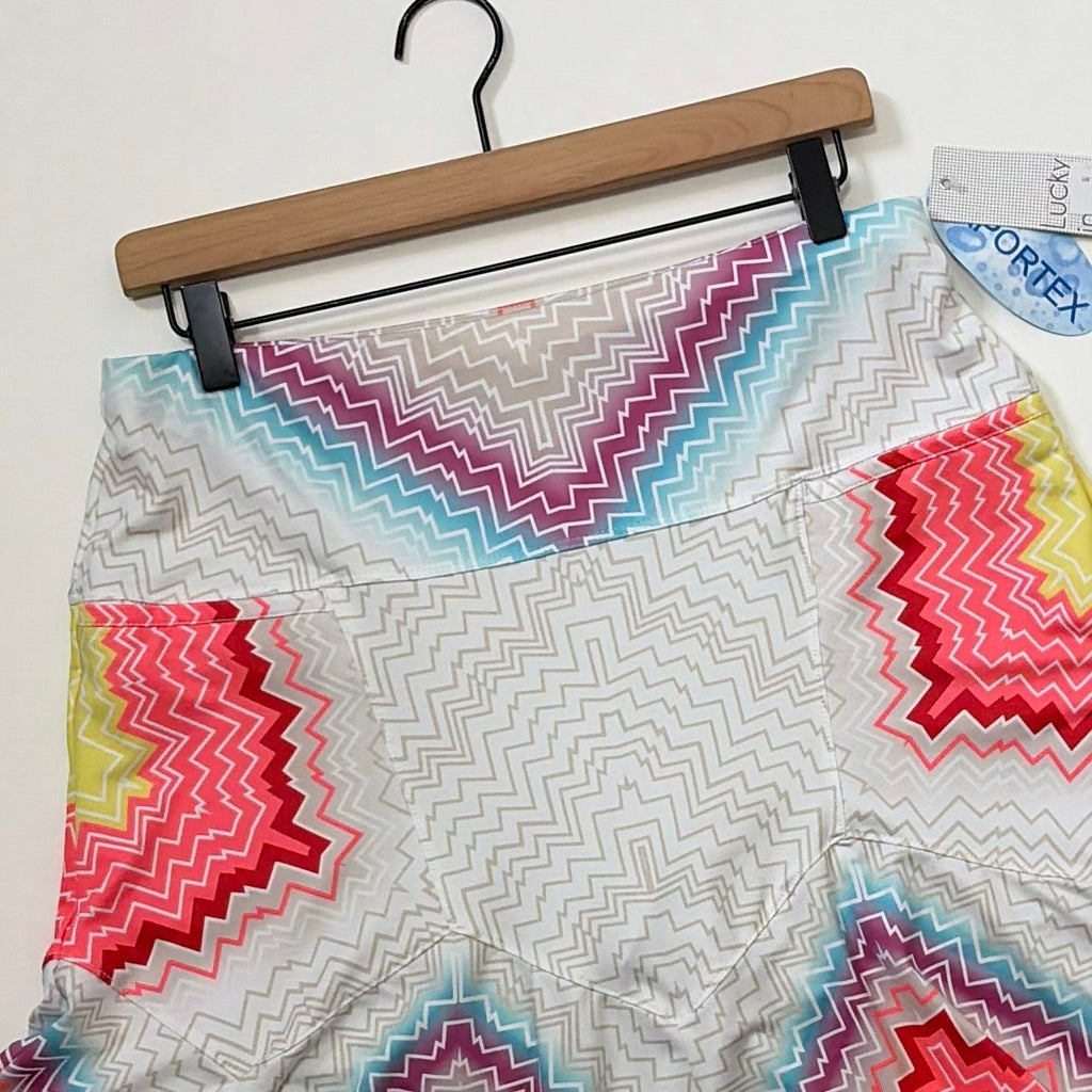 NWT!! LUCKY IN LOVE Chevron Skort Skirt Bright Stripes Sporty Tennis Large