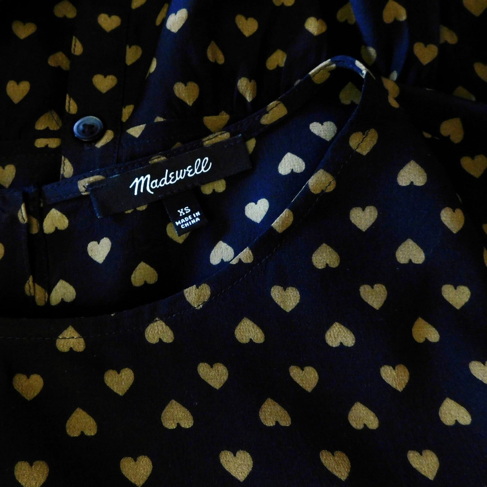 MADEWELL Silk Black Gold Heart Flip Button Back Tiered Top Blouse X-Small