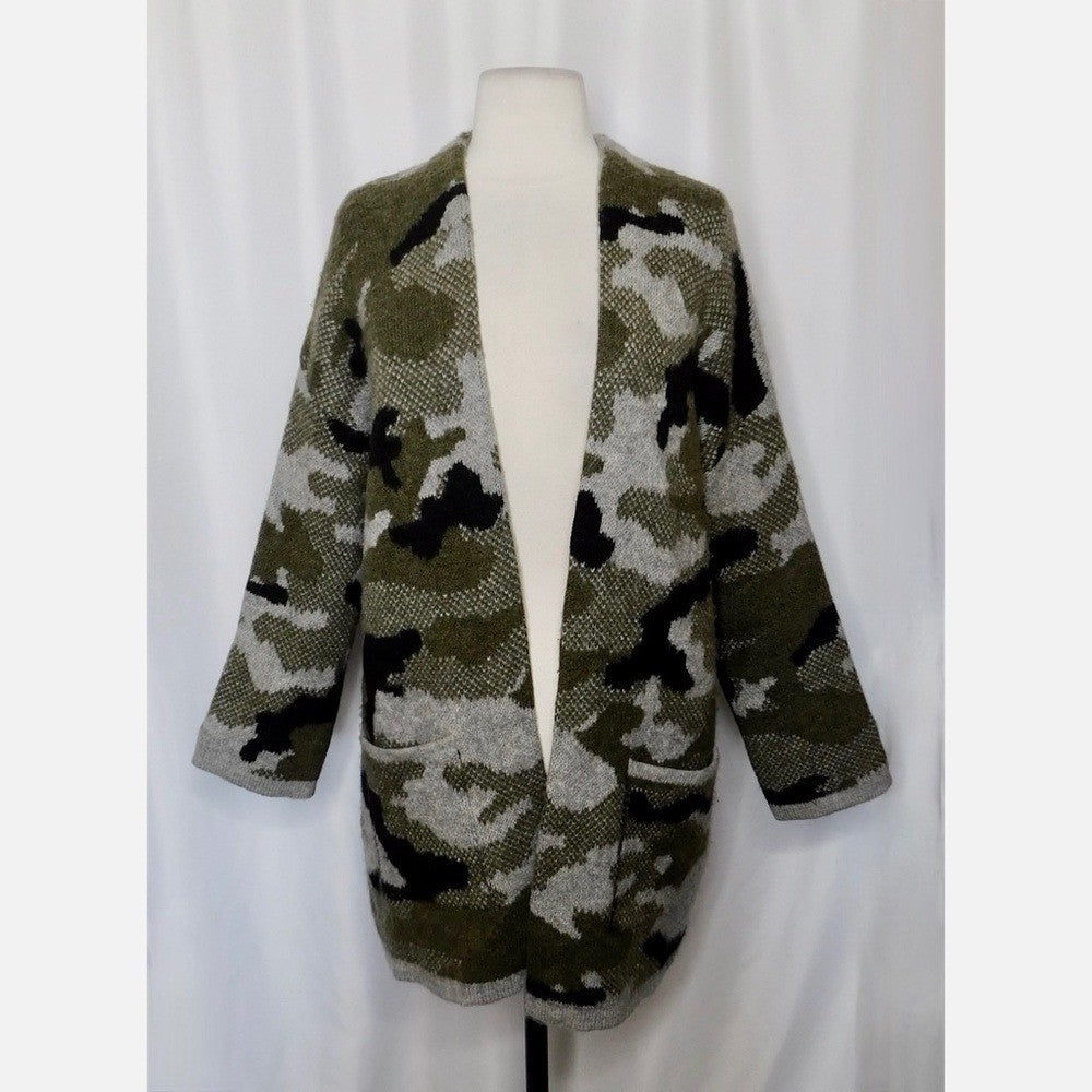 ANTHROPOLOGIE Vero Camo Cardigan Sweater Camouflage Pockets Gorpcore X-Small