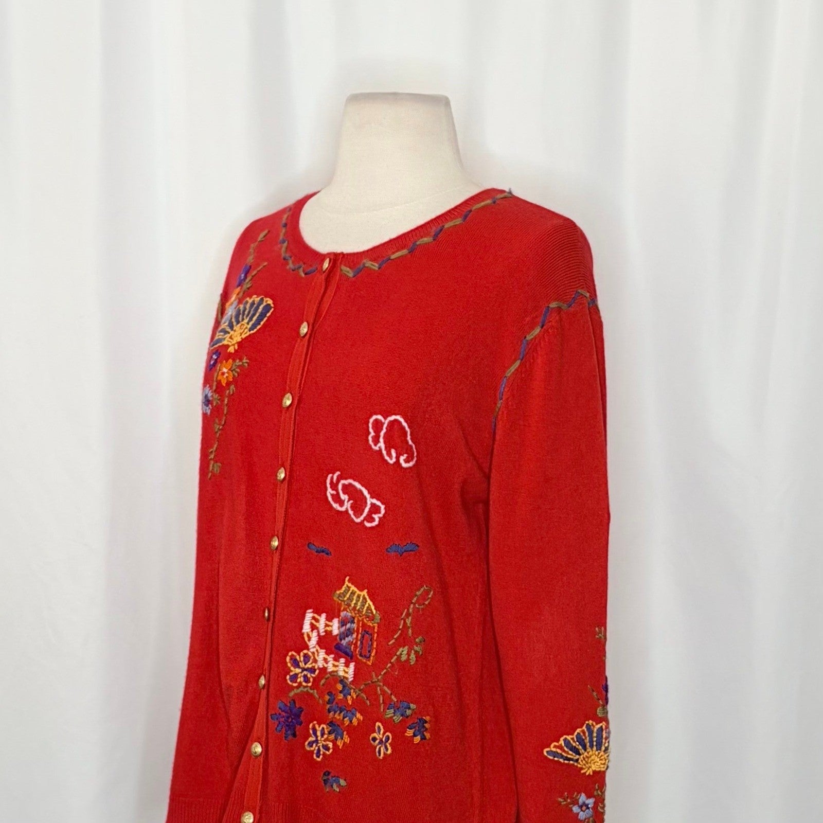 GW JEANS CO. Red Embroidered Asian Floral Cardigan Sweater Medium