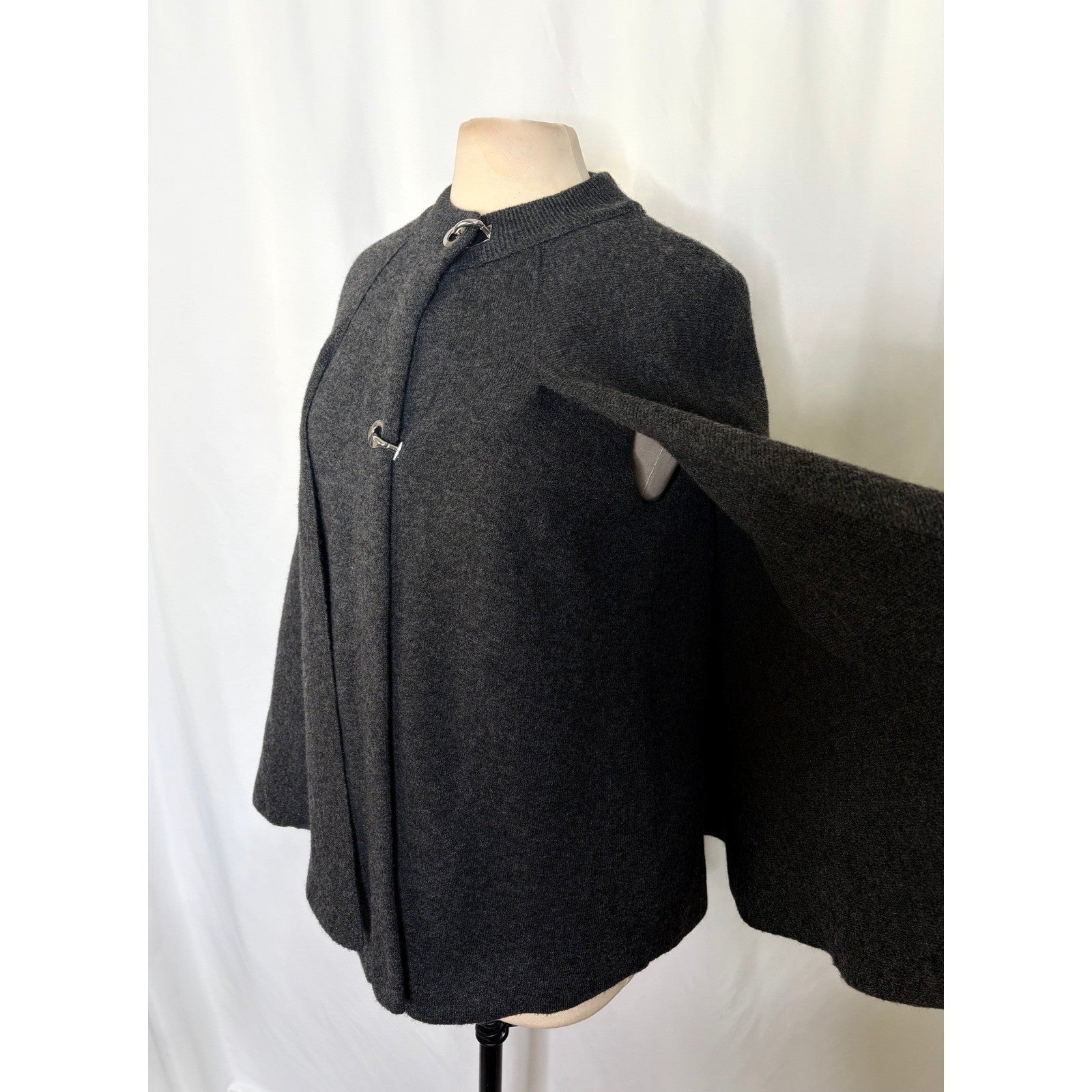 ZARA Charcoal Grey Wool Blend Cape Sweater Knitwear Knit Minimalist Medium