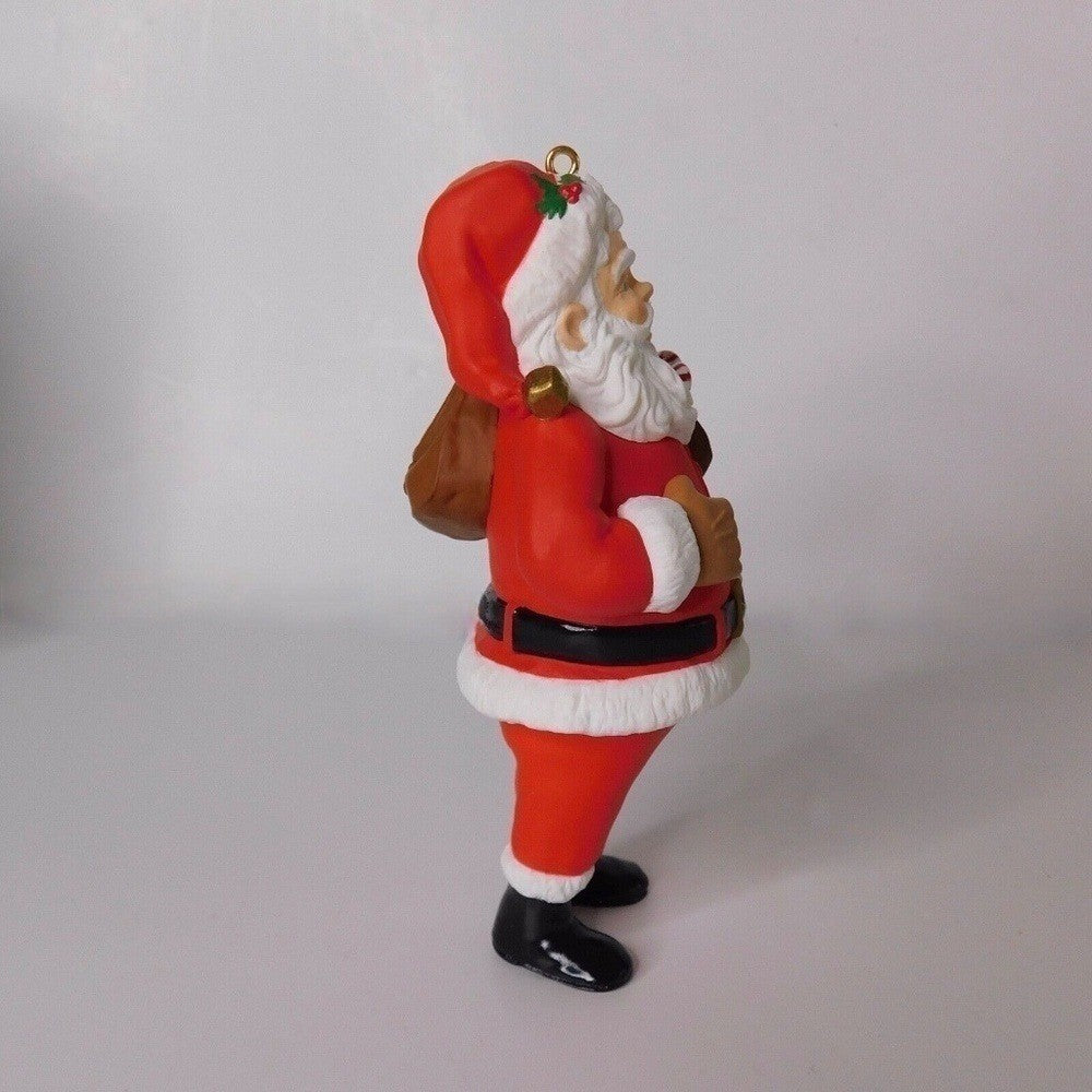 HALLMARK 1996 Vintage Keepsake Ornament Collector's Club Christmas Santa Member