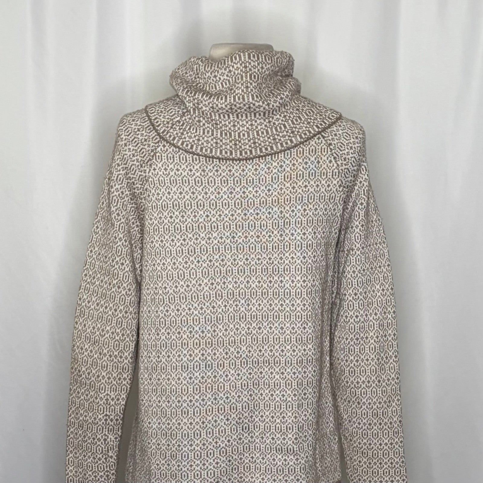 TOMMY BAHAMA Wool Blend Cowl Neck Sweater Coastal Geometric Raglan Knit Small