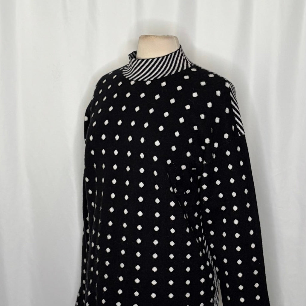 By ANTHROPOLOGIE Lizzie Mock Neck Sweater Black White Polka Dot Striped Large