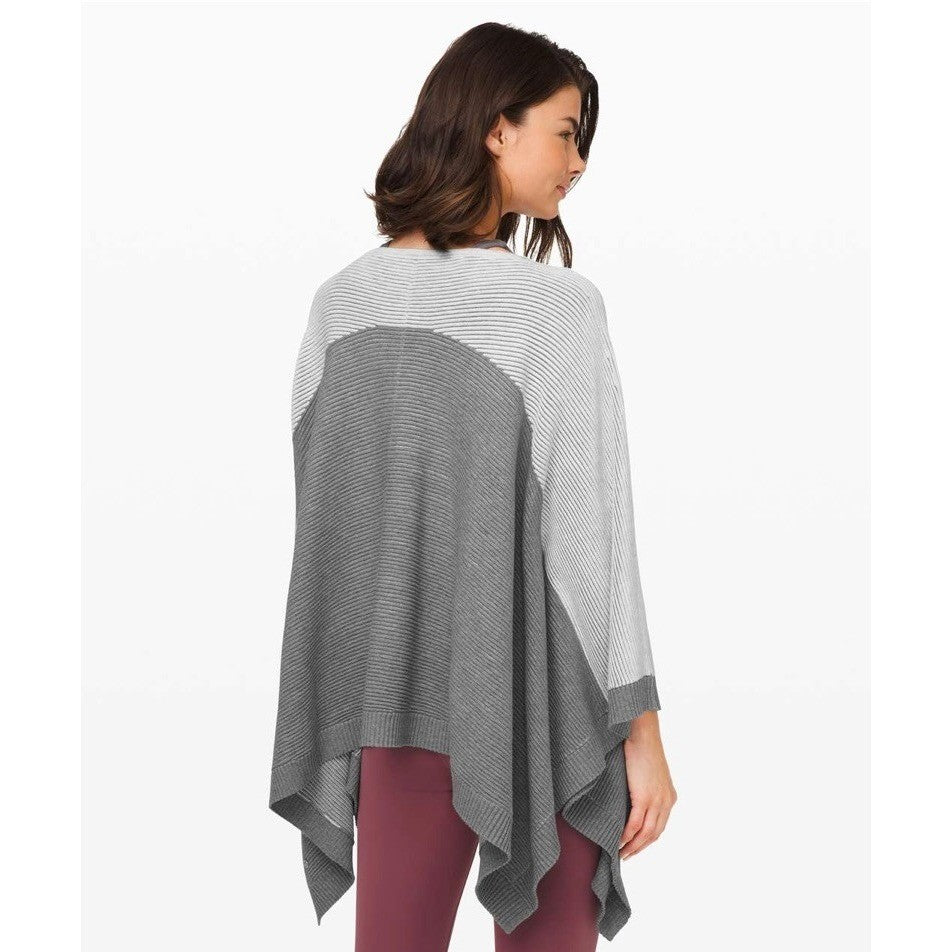 LULULEMON It All Lines Up Poncho Heathered Core Ultra Light Grey Medium Grey O/S